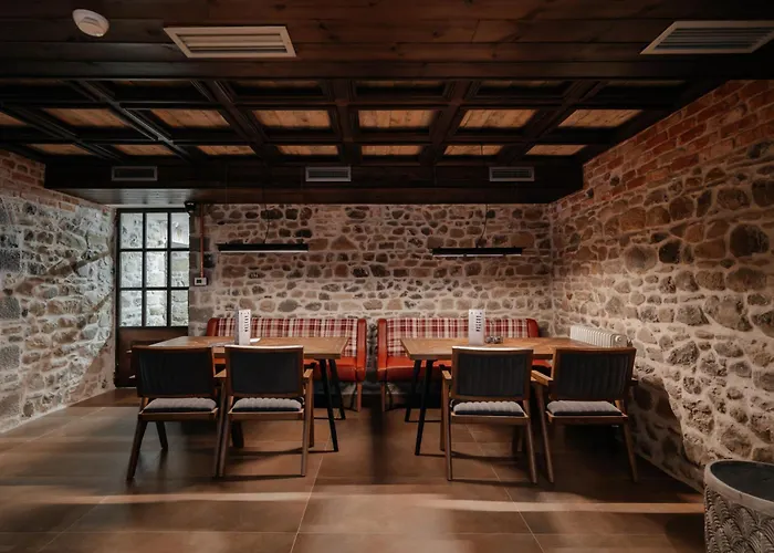 Vintage Boutique Hotel