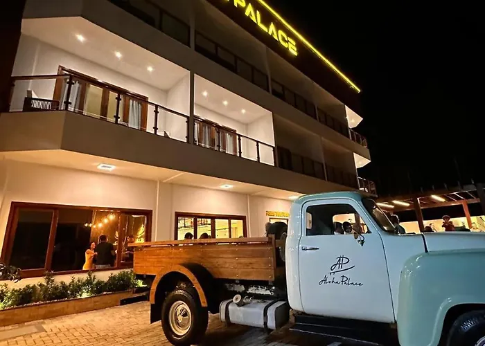 Aloha Palace Hotel