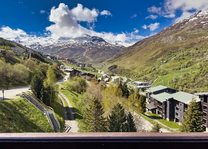 Alpeen Hotel