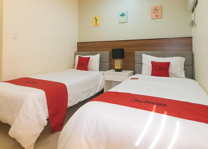 Reddoorz @ Leoncia Apartelle Mandaue City