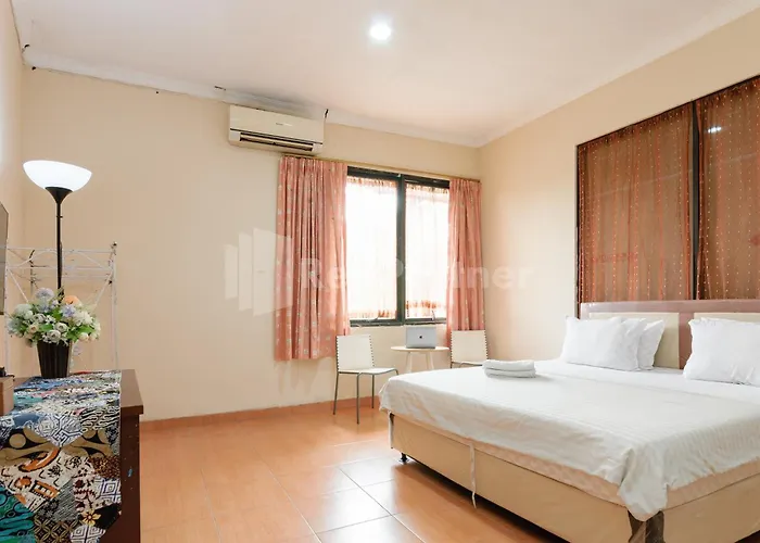 Sr Residence Near Mall Ciputra Cibubur Mitra Reddoorz
