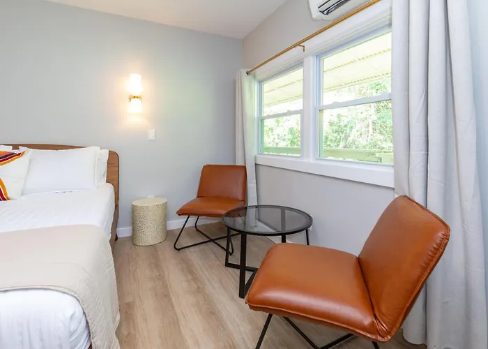 Dogwood Boutique Motel