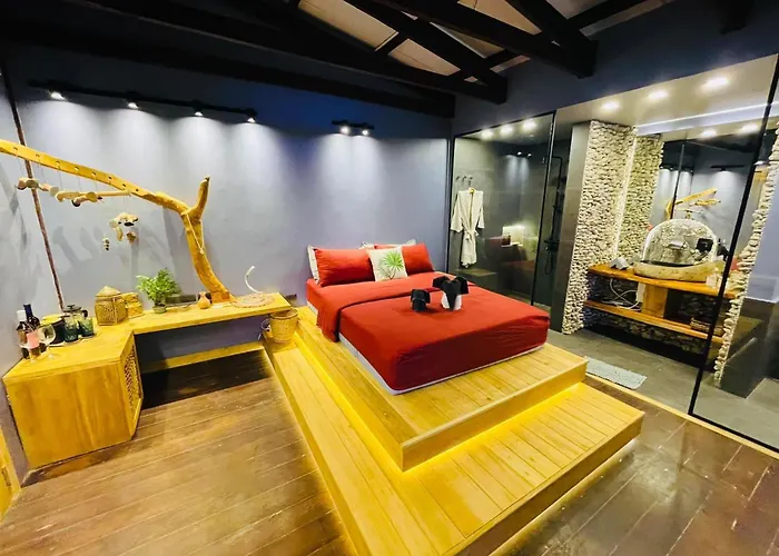 Rockinnest Hotel El Nido