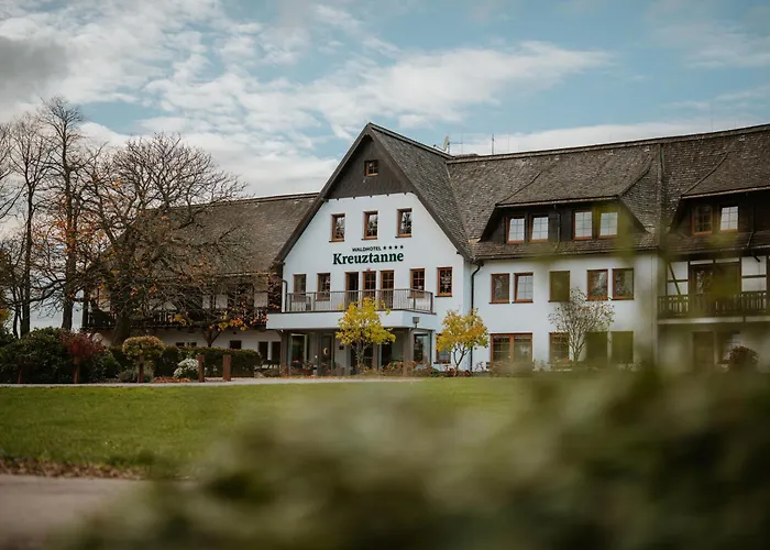 Waldhotel Kreuztanne
