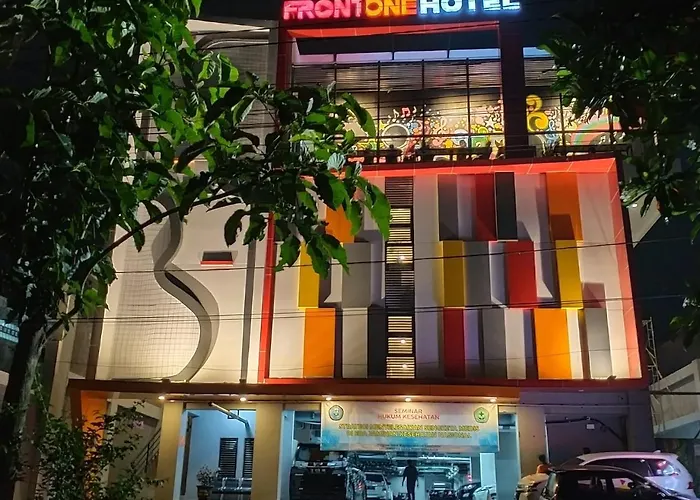 Front One Hotel Tulungagung