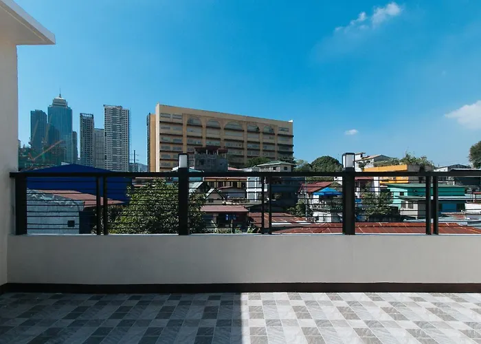 Reddoorz Plus Near Uptown Bgc Mall