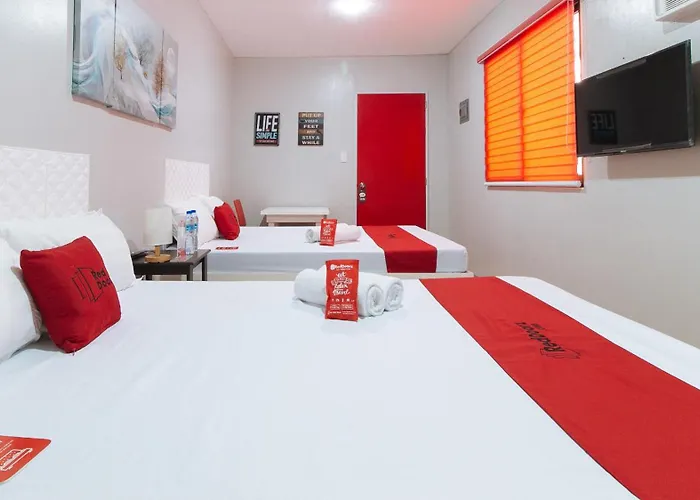 Reddoorz Near Christ The King Medical Center