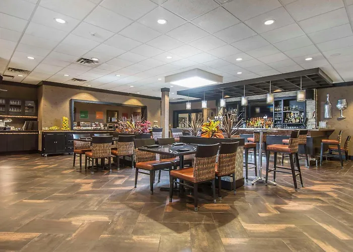 Quattro Hotel & Conf Centre, An Ascend Collection Hotel