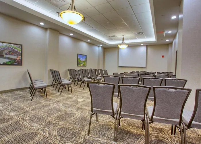 Drury Inn & Suites San Antonio Near La Cantera