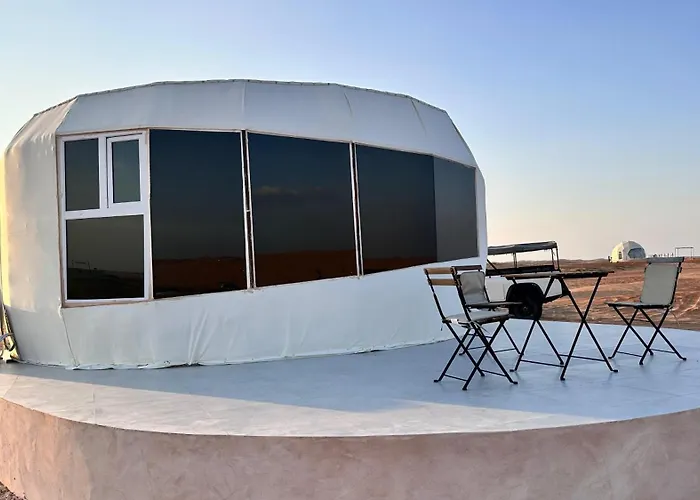 Starry Domes Desert Camp