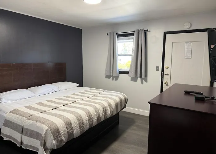 Budget Inn
