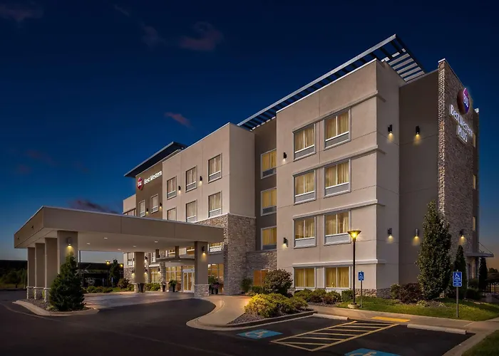 Best Western Plus Bolivar Hotel&Suites