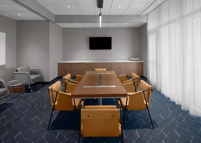 Courtyard By Marriott Reno Sparks