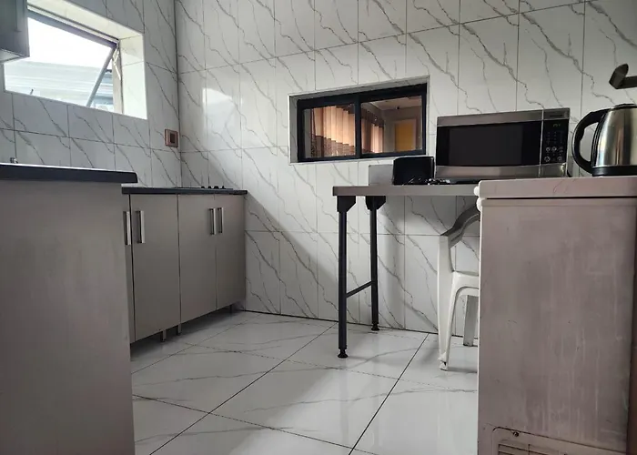 Duplessis Lodge