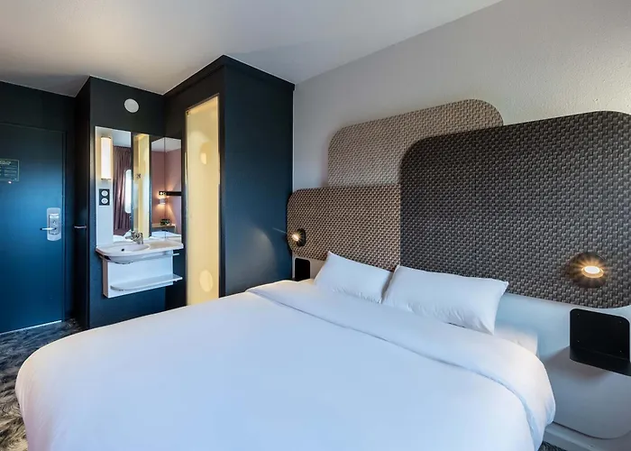 B&B HOTEL Calais Terminal Cité Europe 2 étoiles