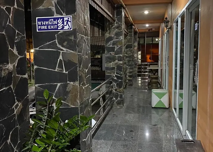 B And B Hotel