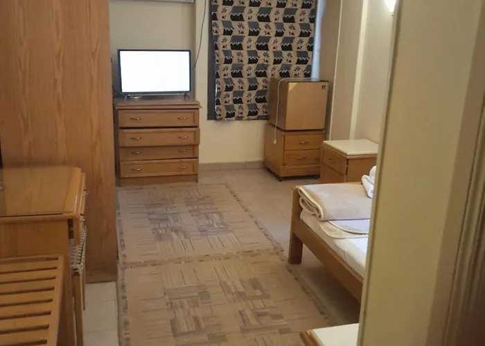 Applicators Hotel