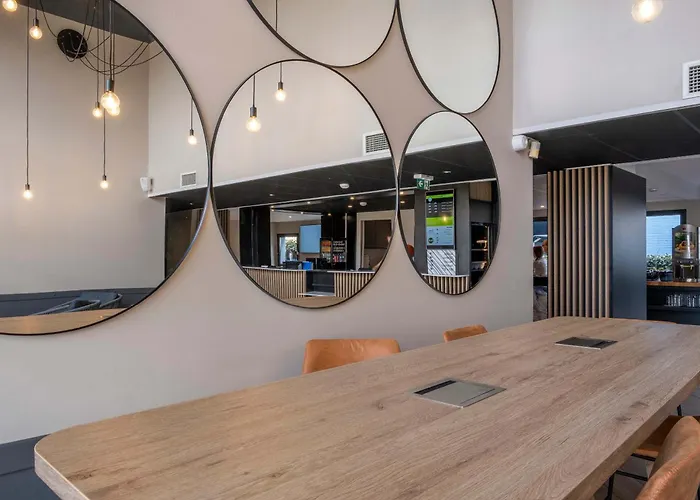 B&B HOTEL La Rochelle Centre Les Minimes