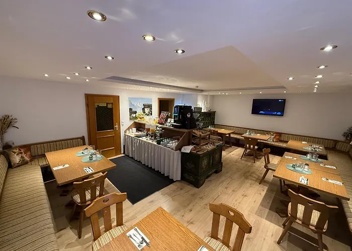 Hardi'S Hotel