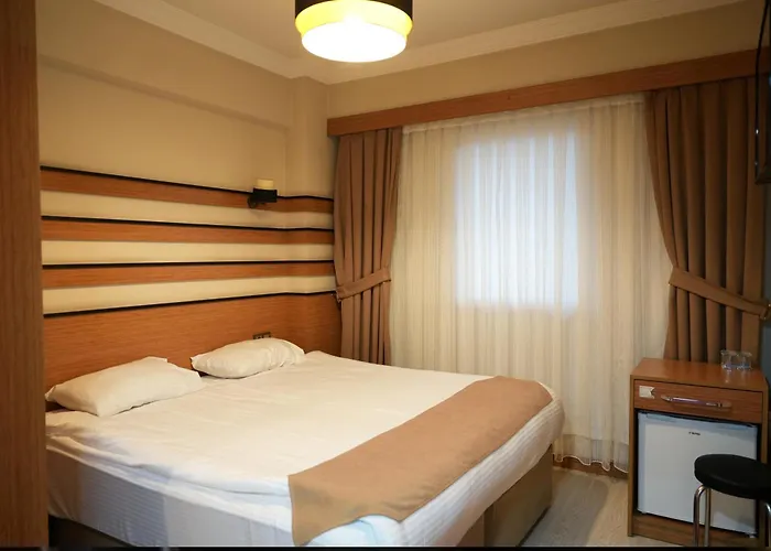 Quars Garden Hotel
