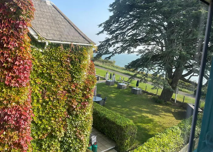 Keats Green Hotel