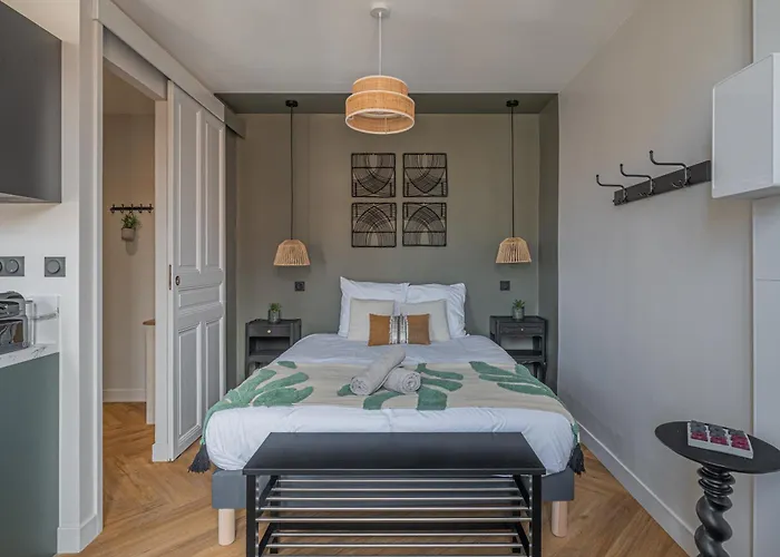 Félix Appart'Hotel - Climatisation, Arrivée autonome, Centre de Romans sur Isère