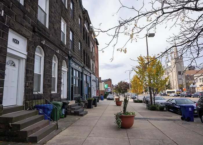 Huge Downtown Baltimore Home With Parking