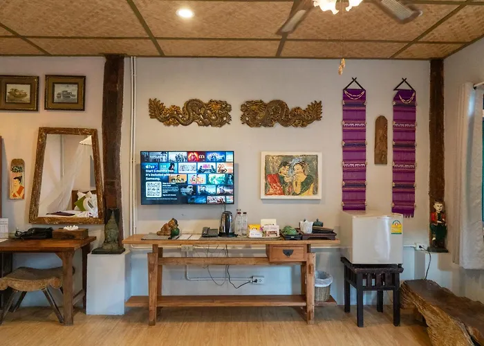 Buri Gallery House