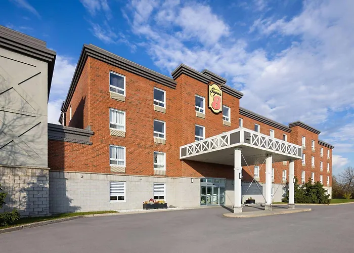 Super 8 By Wyndham St-Jerome