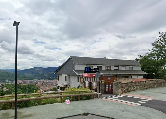 Hotel Artxanda Bilbao, Parking Gratuito En El Exterior Junto Al Hotel (Adults Only)