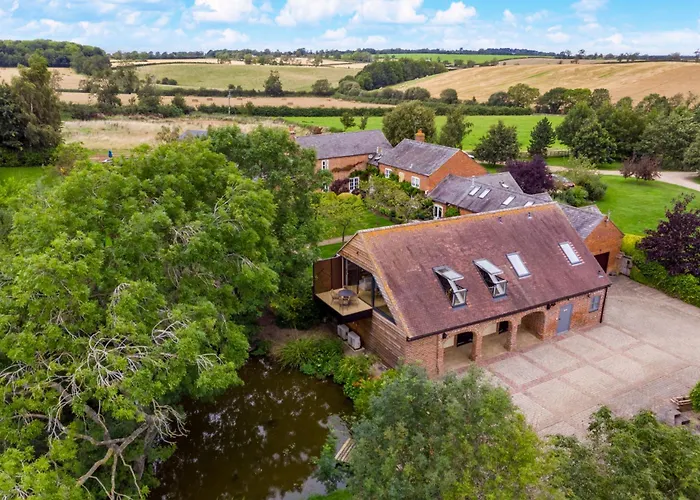 14 Acres - Luxury Countryside Retreats
