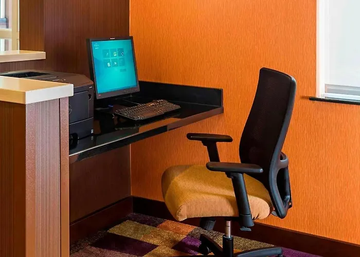 Fairfield Inn & Suites Holland