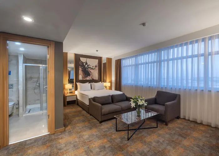Grand Sapphire City Hotel