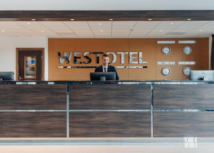 Westotel Taverny - Paris Val-D'Oise
