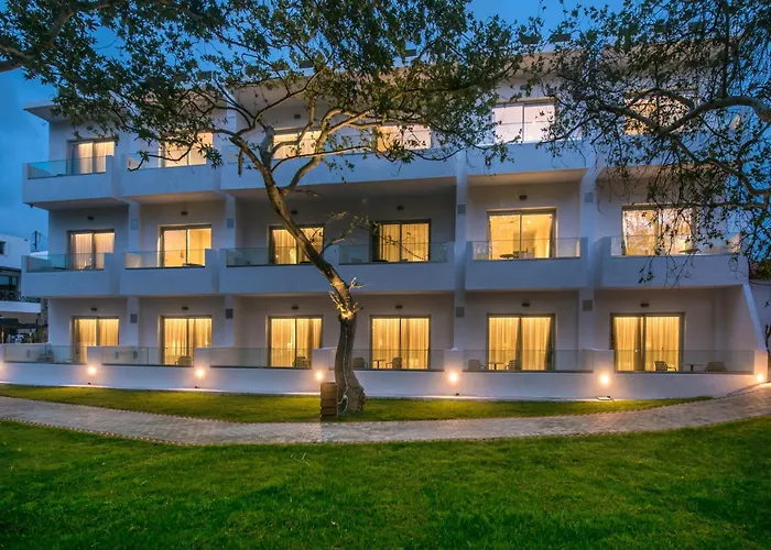 South Coast Hotel