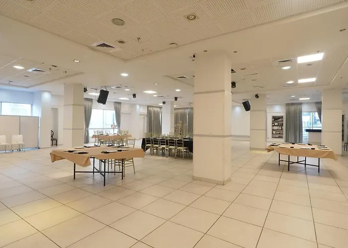 Haifa Tower Hotel - מלון מגדל חיפה