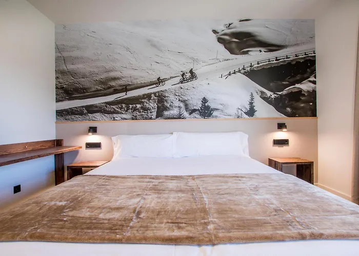 Hotel Llivia