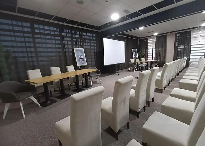 Garnet Hotel & Event Centar