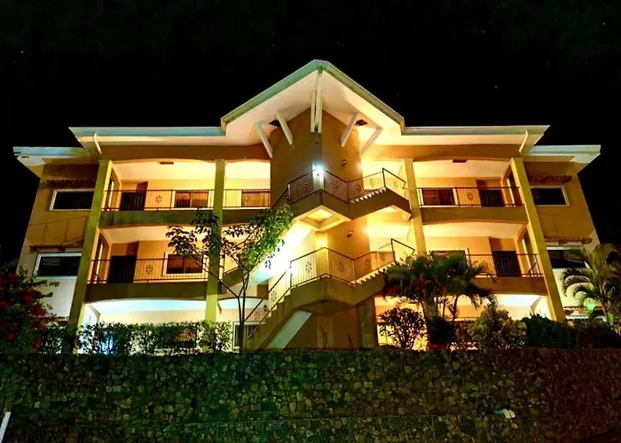 Vista Condor Lodge
