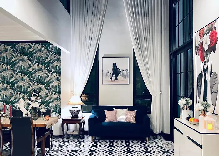 Romlaphass Boutique Villa
