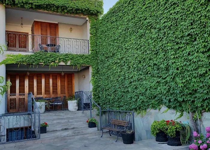 Hotel Boutique Casa & Cava Mendoza