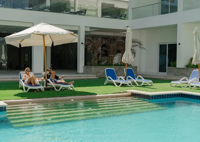 Sky Star Hotel Free Shuttle To Hurghada City Center