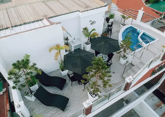Graham Hotels & Suites