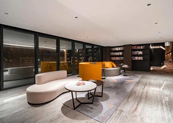 Allin Hot Spring Resort Hotel Fenghuang Ancient Town Branch
