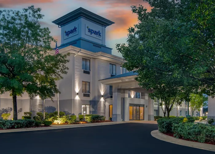 Spark By Hilton Montgomery Eastchase