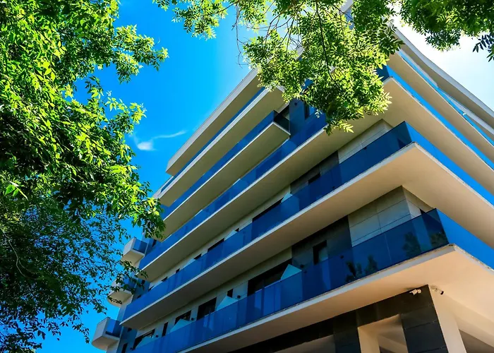 Panoramic Mamaia Hotel