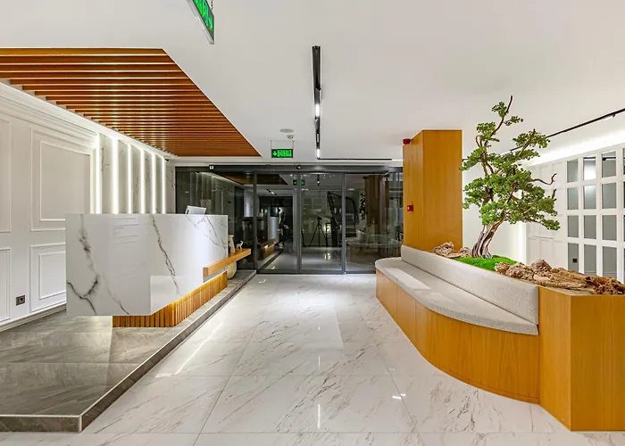 Dulcet Hotel