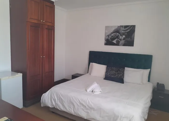 Sapphire Hotel