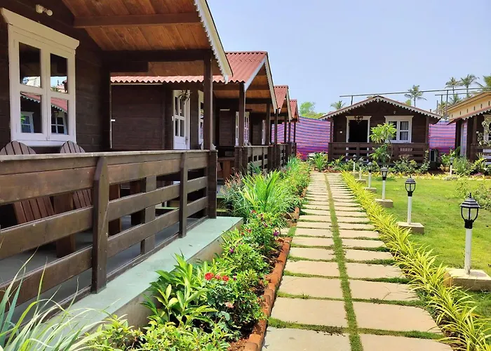 B R Cottages, 200 Meters From Patnem Beach