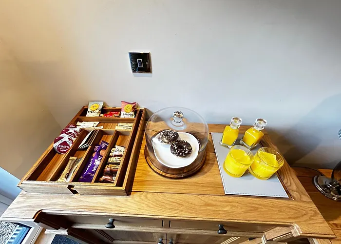 Stansted Airport Stay, Parking And Luxury Suite